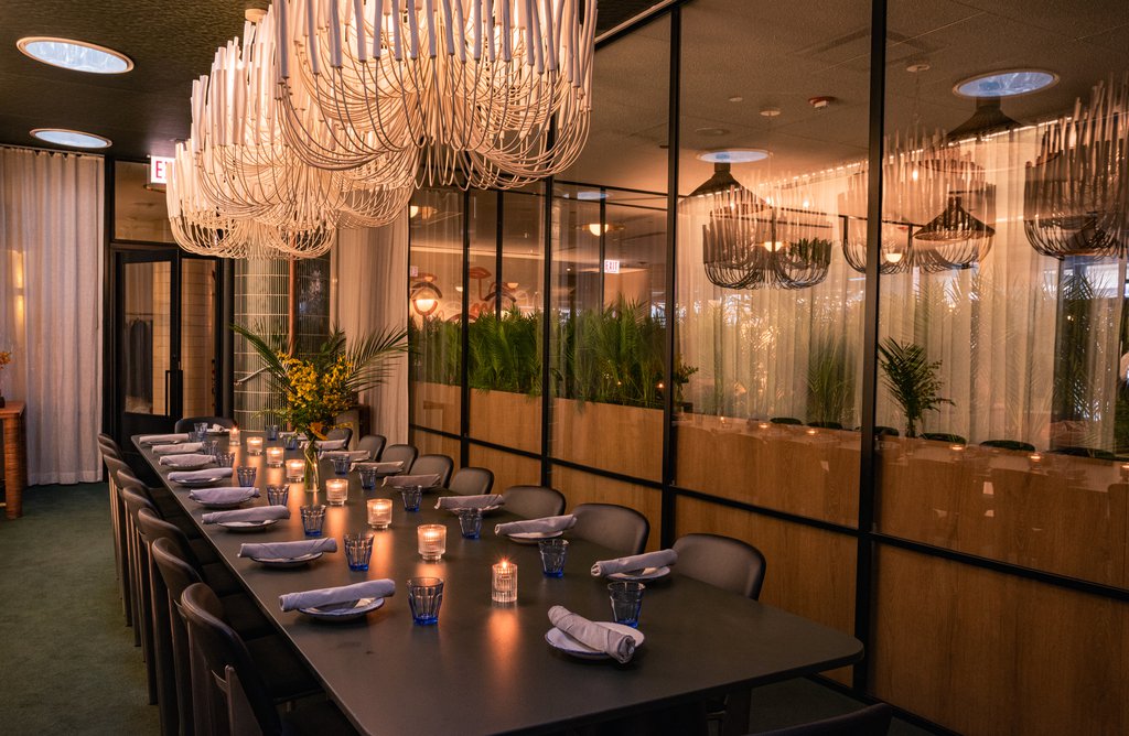 Fora Private Dining Room - Traditional dining experience for up to 18 guests